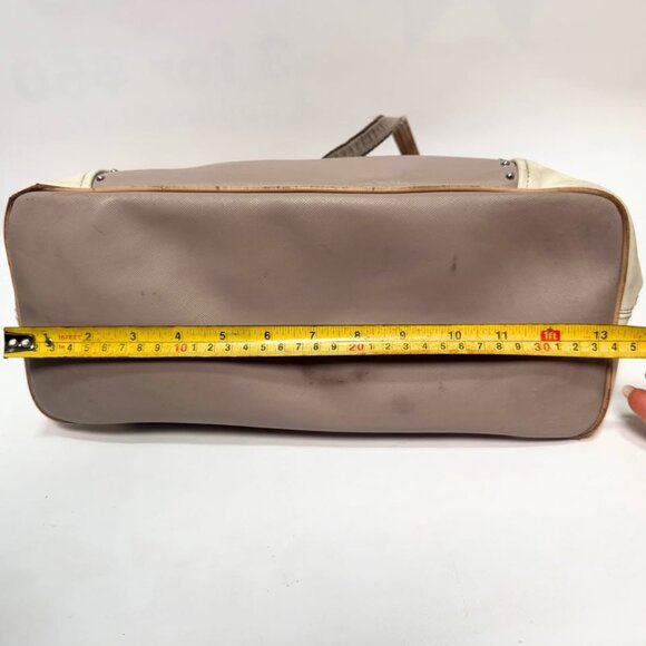 Coach Hampton Two-Tone Beige/White Leather Tote Shoulder Bag — Used, Functional - Picture 5 of 9